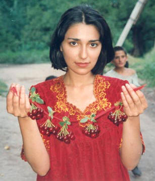Pamiri woman from Tajikistan: Ferangees